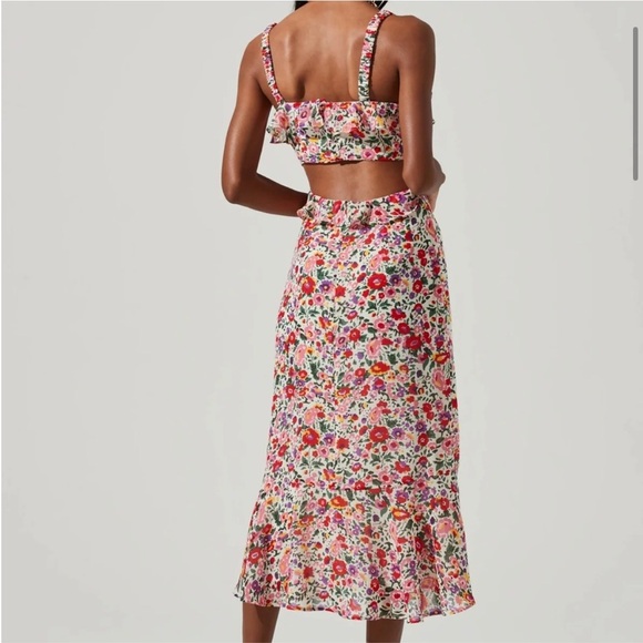 Astr The Label wildflower Floral Dress - Picture 2 of 10